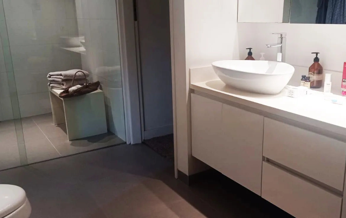 Apartamento en arriendo en Los Balsos No.2, Medellín · foto 18 de 19