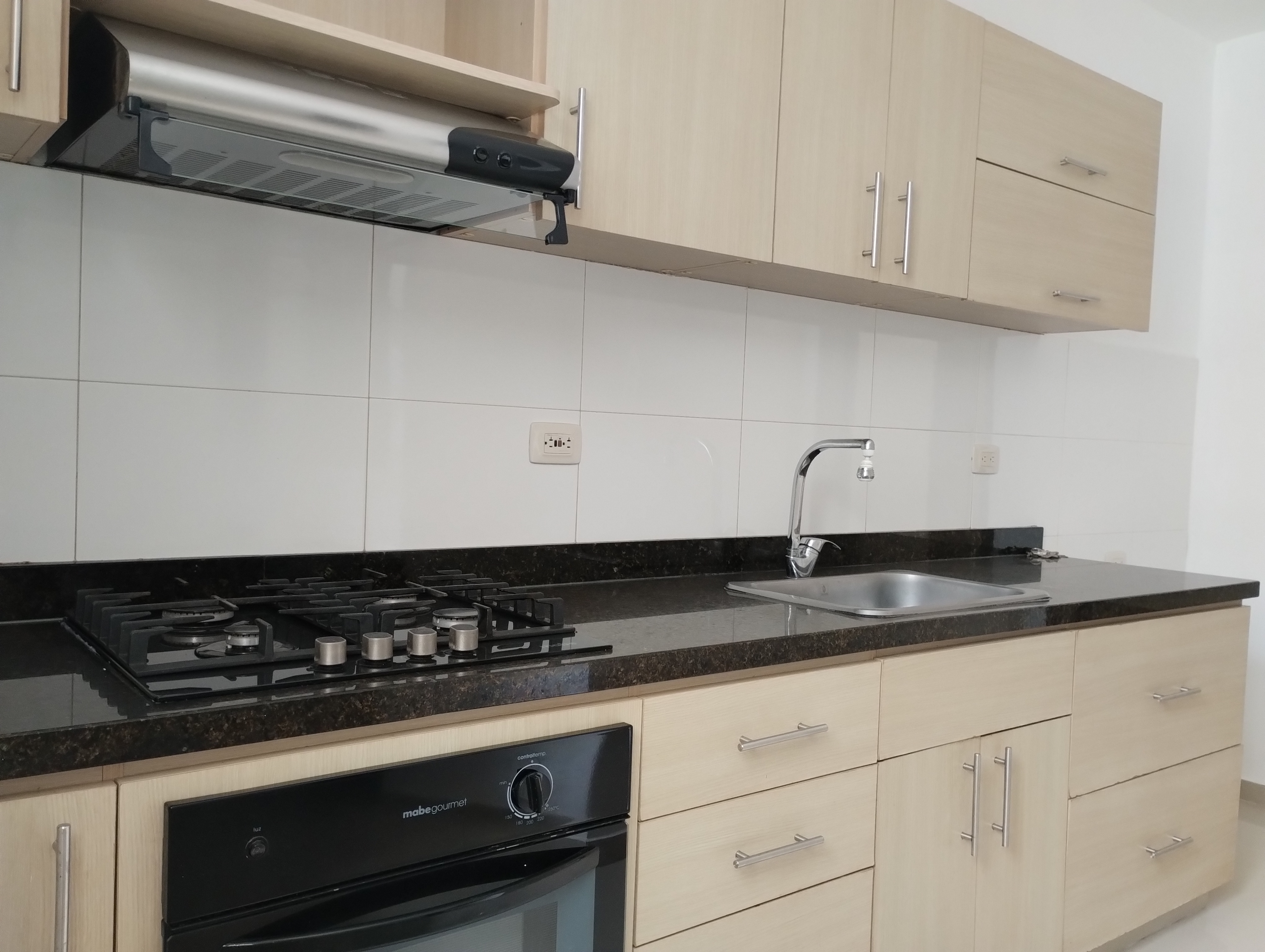 Apartamento de 3 alcobas en arriendo en Ub. Altos De Parque, Barranquilla, 116 m² · foto 7 de 9