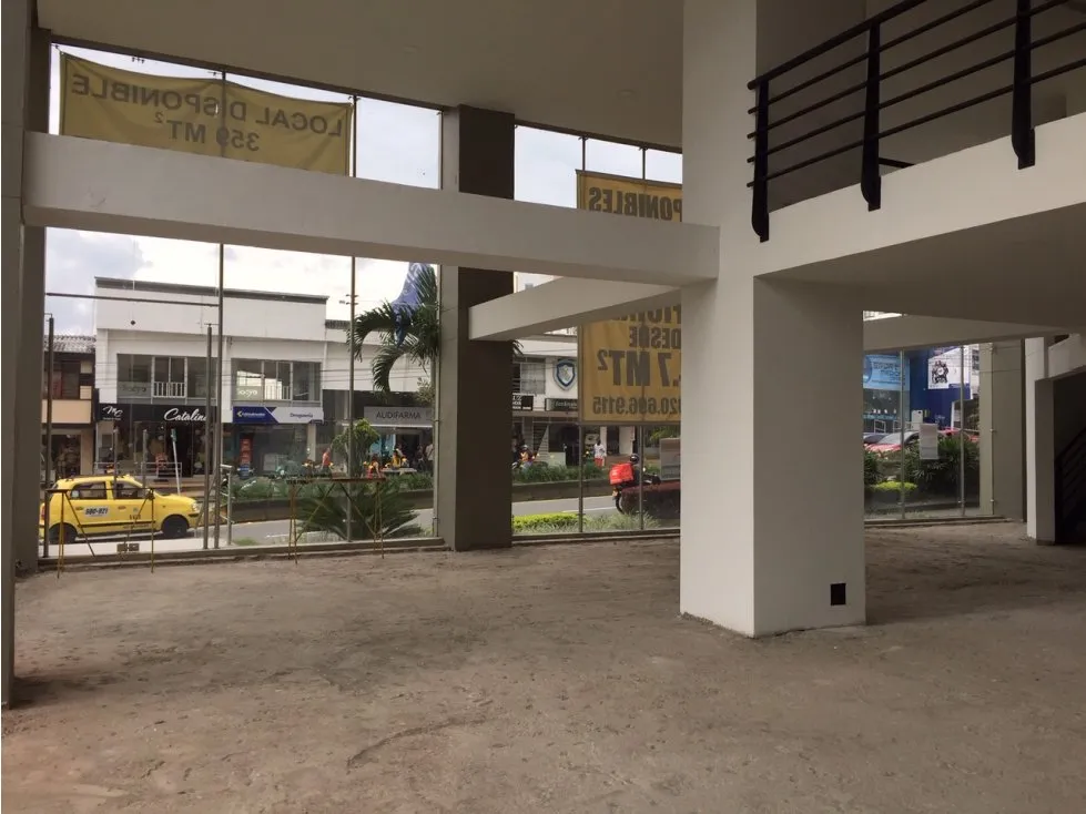 Local en arriendo en Los Profesionales, Armenia, 359 m² · foto 2 de 11