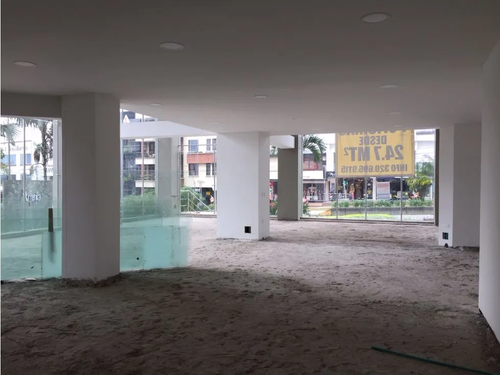 Local en arriendo en Los Profesionales, Armenia, 359 m² · foto 3 de 11