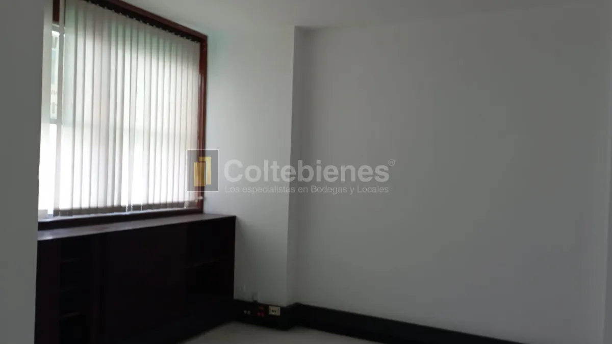 Local en arriendo en Prado, Medellín, 674 m² · foto 16 de 24
