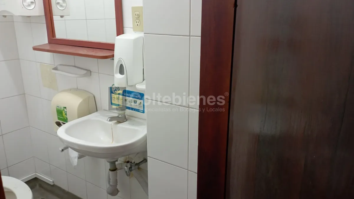 Local en arriendo en Prado, Medellín, 674 m² · foto 20 de 24