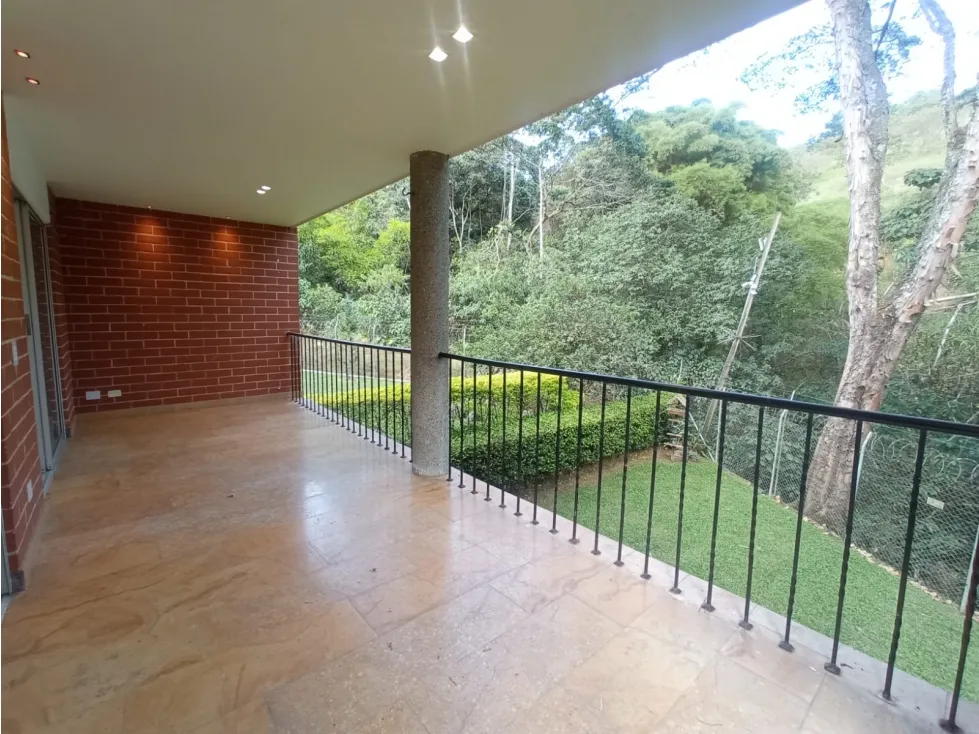 3BR House in Conjunto residencial san fransisco (430 m²) - 2