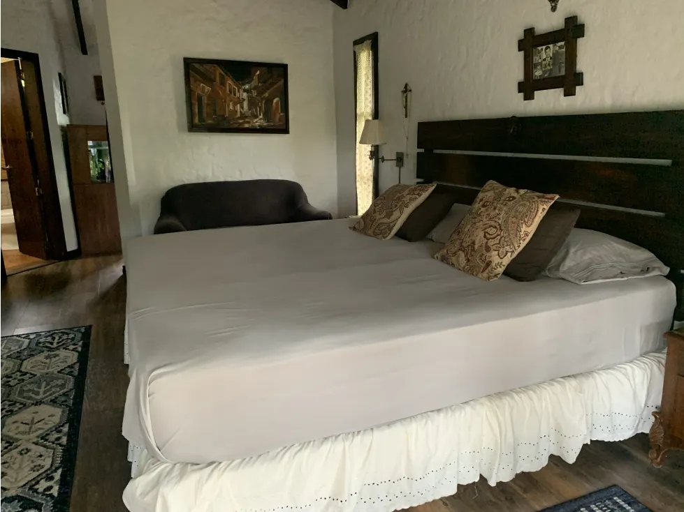 Casa de 4 alcobas en venta en San Antonio, Armenia · foto 23 de 24