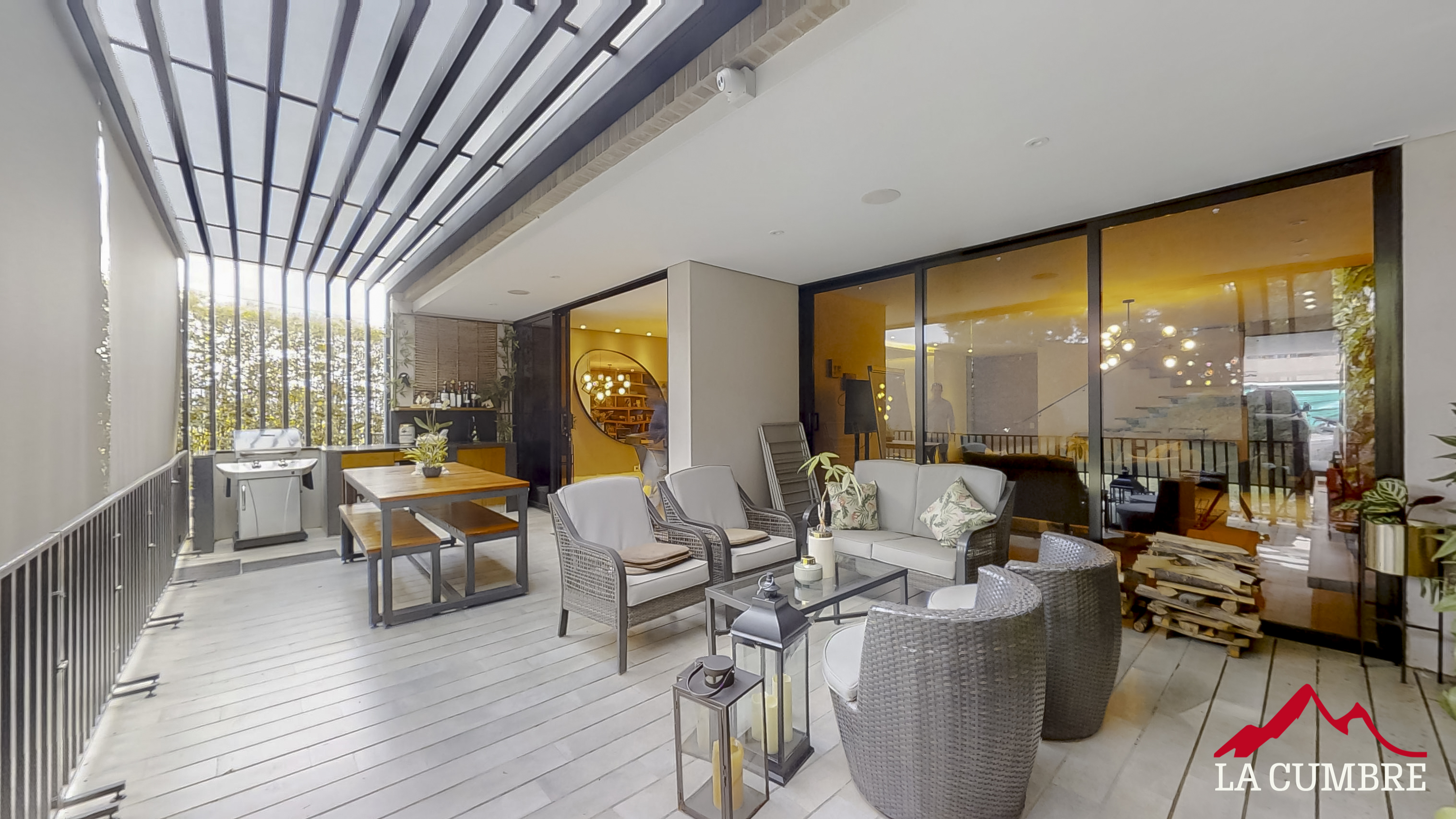 Casa de 3 alcobas en venta en Zuñiga, Envigado, 380 m² · foto 3 de 16