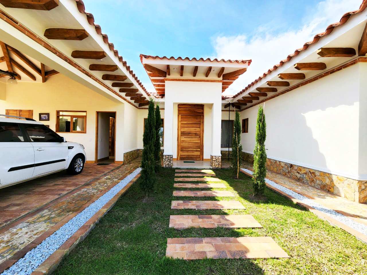 Casa de 3 alcobas en venta en El Carmen De Viboral, El Carmen de Viboral, 310 m² · foto 9 de 11
