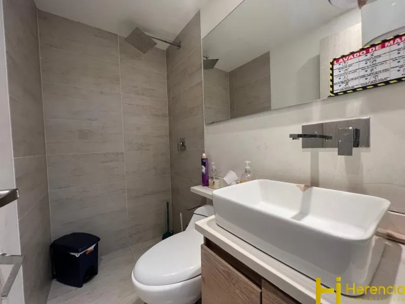Casa de 6 alcobas en venta en Villagrande, Envigado, 312 m² · foto 11 de 24