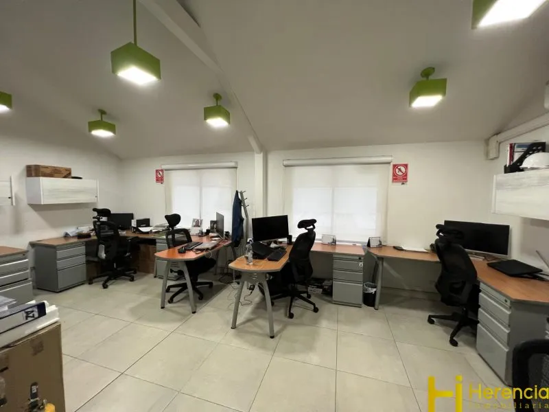 Casa de 6 alcobas en venta en Villagrande, Envigado, 312 m² · foto 23 de 24
