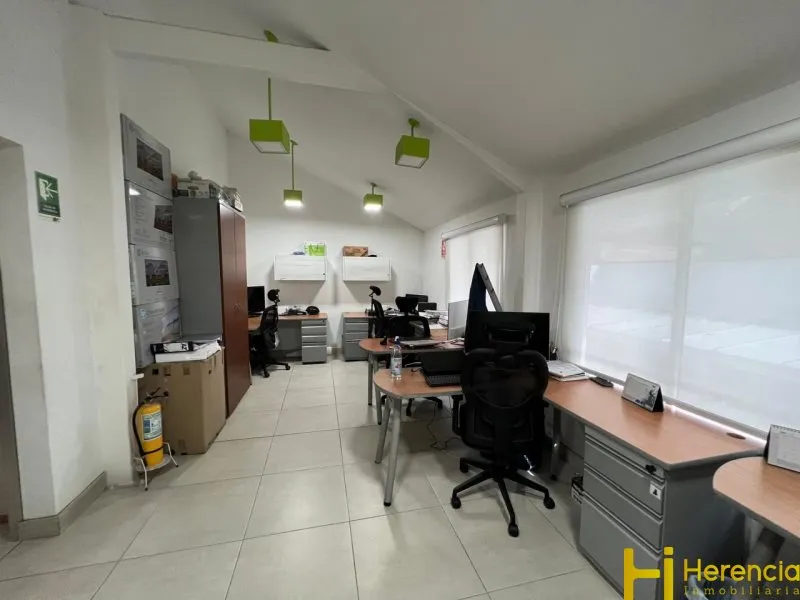 Casa de 6 alcobas en venta en Villagrande, Envigado, 312 m² · foto 7 de 24
