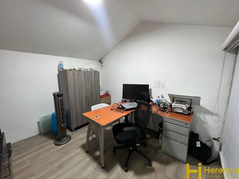 Casa de 6 alcobas en venta en Villagrande, Envigado, 312 m² · foto 9 de 24