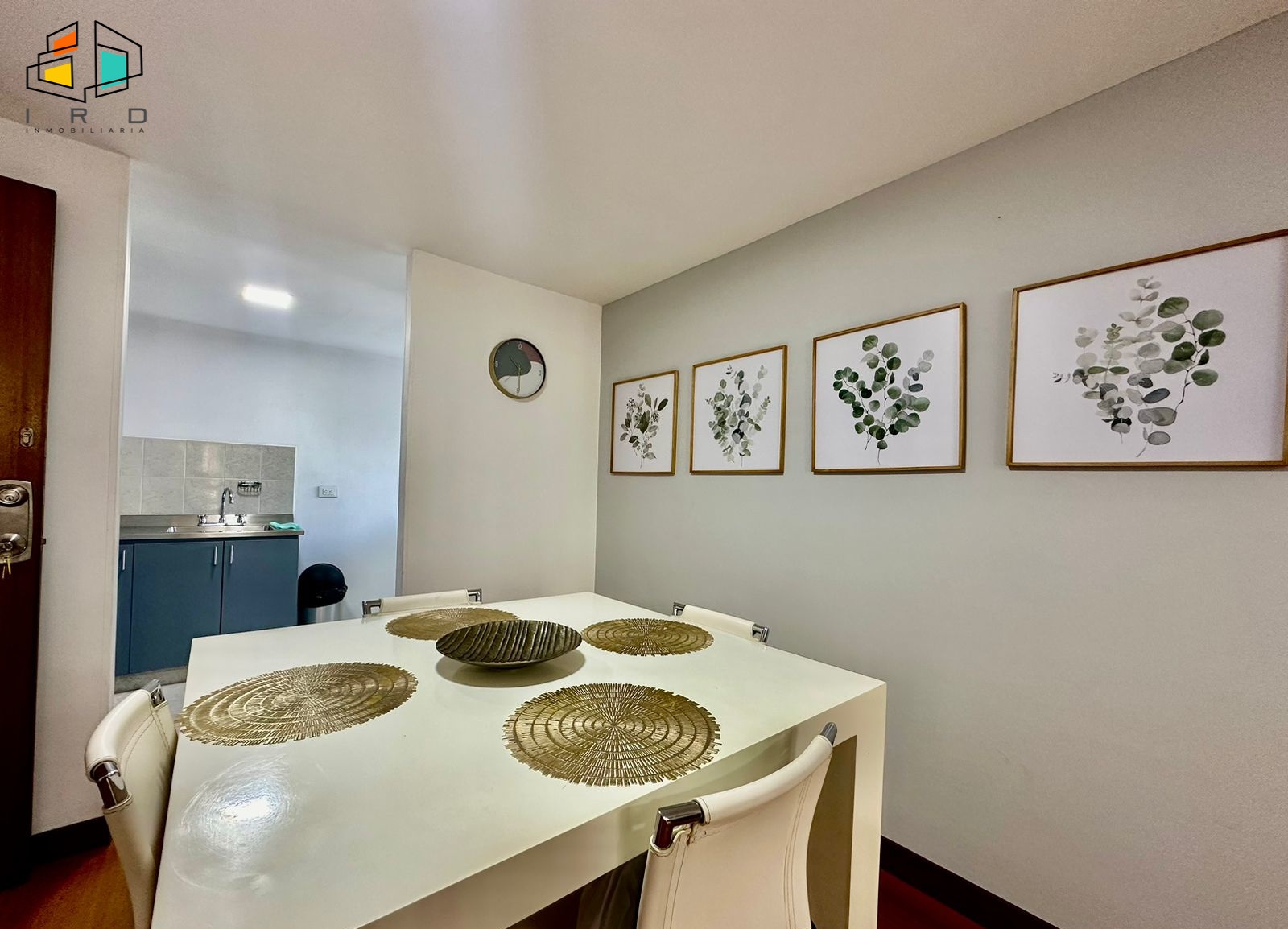 Apartamento de 4 alcobas en arriendo en Transversal Inferior, Medellín, 94 m² · foto 7 de 24