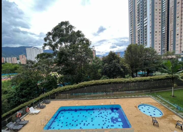 Apartamento de 3 alcobas en venta en Aves Maria, Sabaneta, 90 m² · foto 11 de 24
