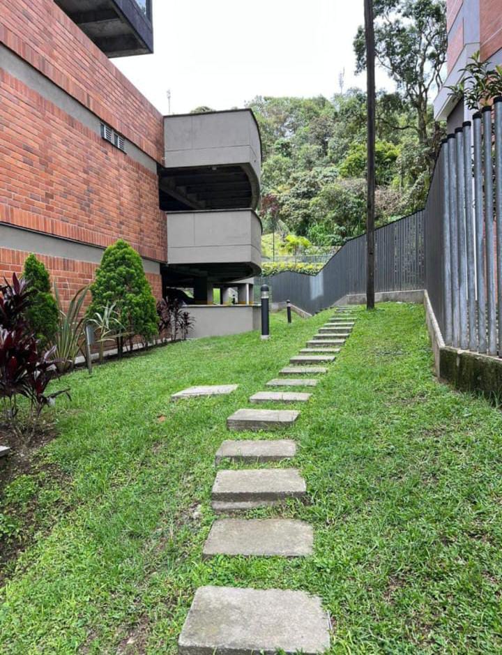 Apartamento de 3 alcobas en venta en Aves Maria, Sabaneta, 90 m² · foto 18 de 24