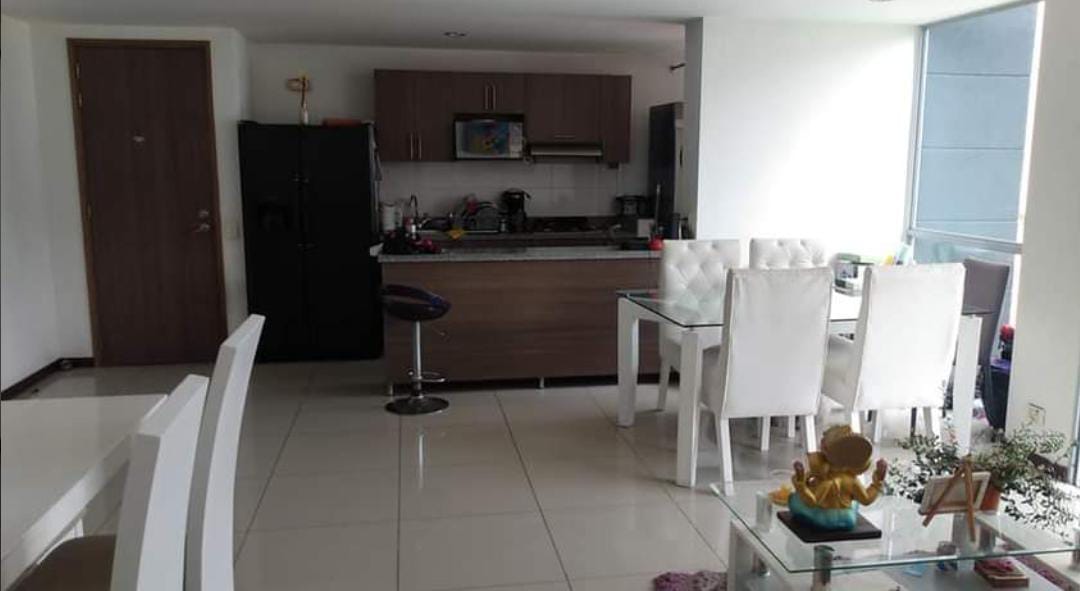 Apartamento de 3 alcobas en venta en Aves Maria, Sabaneta, 90 m² · foto 3 de 24