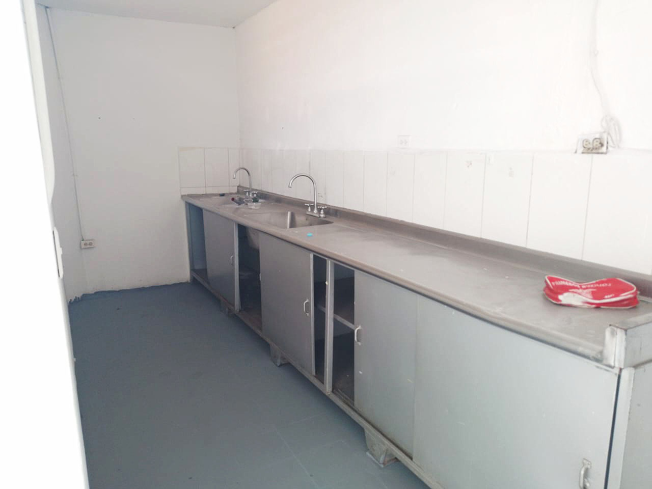 Bodega en arriendo en San Benito, Medellín, 920 m² · foto 15 de 20