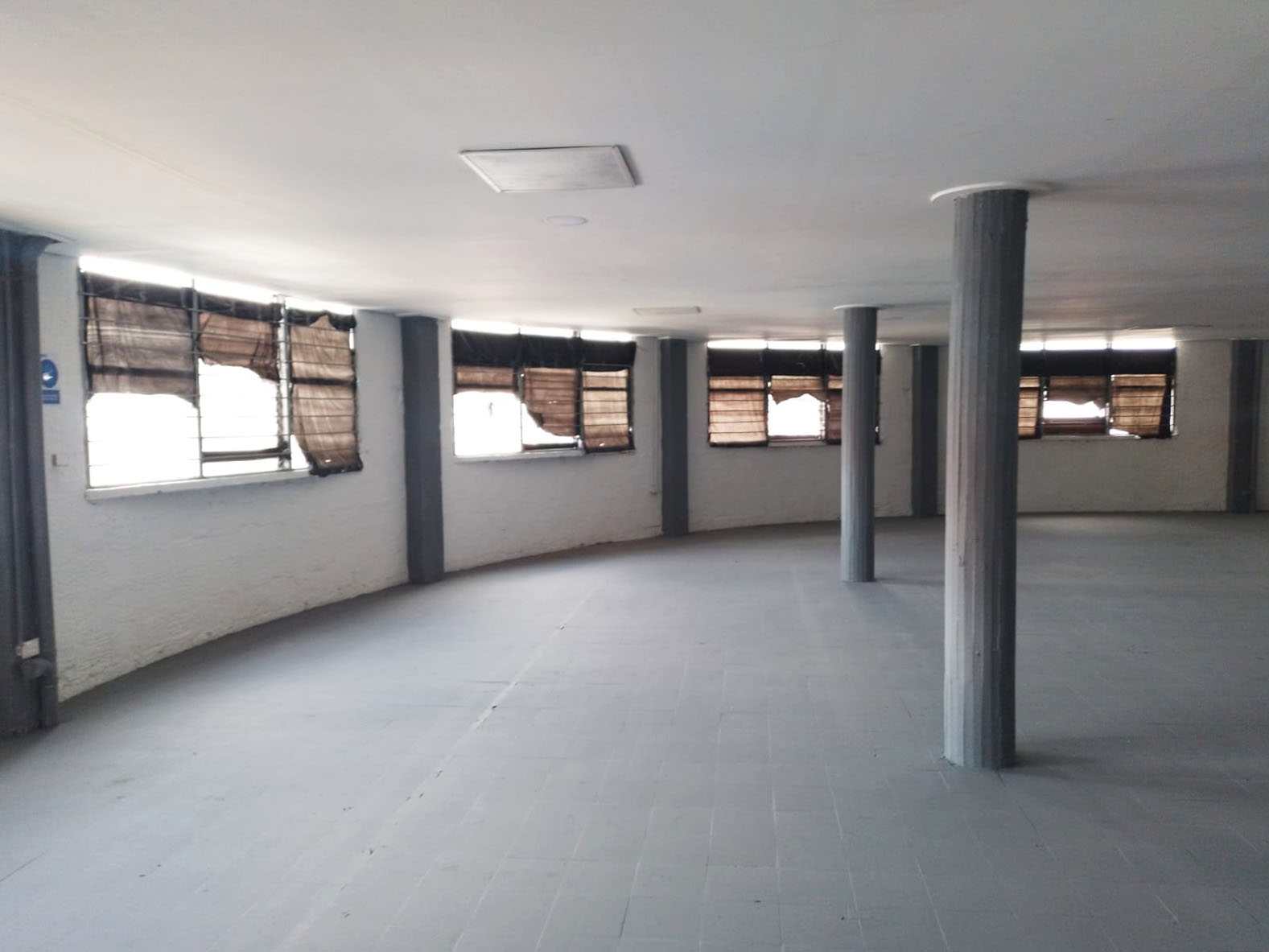 Bodega en arriendo en San Benito, Medellín, 920 m² · foto 2 de 20