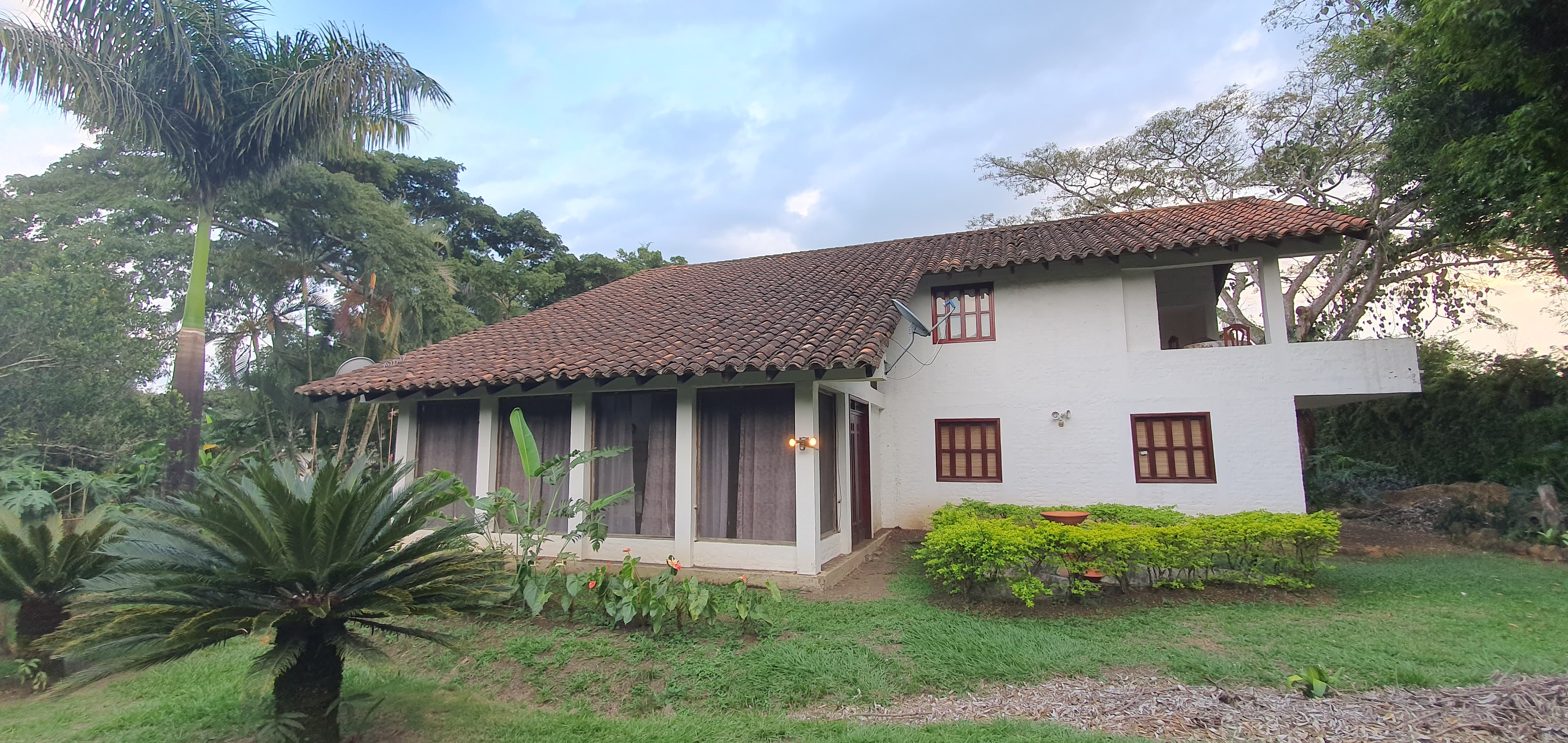 Casa en arriendo en Pance alto, Cali