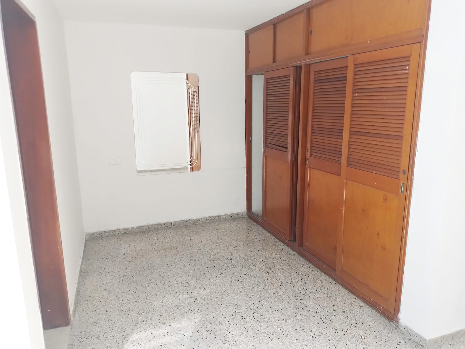 Local en venta en Laureles, Medellín, 300 m² · foto 15 de 20