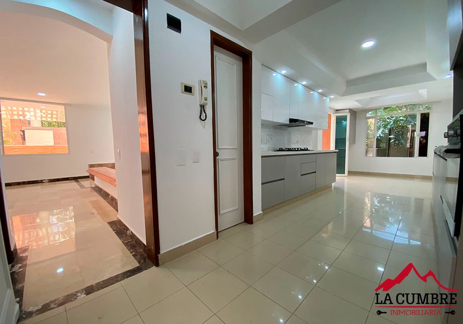 Casa de 4 alcobas en venta en Los Balsos, Medellín, 400 m² · foto 6 de 16