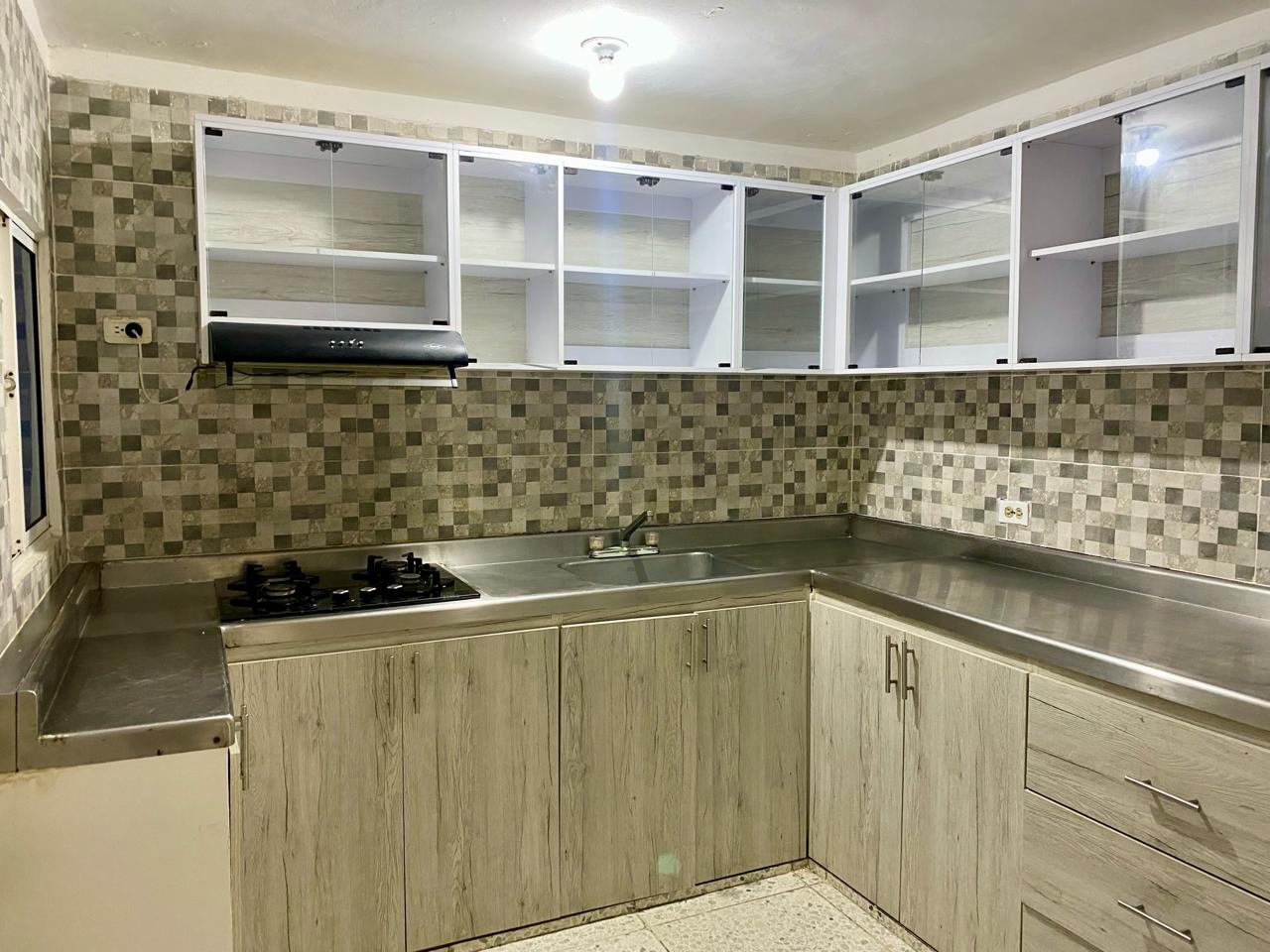 Casa de 4 alcobas en arriendo en Los Nogales, Barranquilla, 200 m² · foto 5 de 11