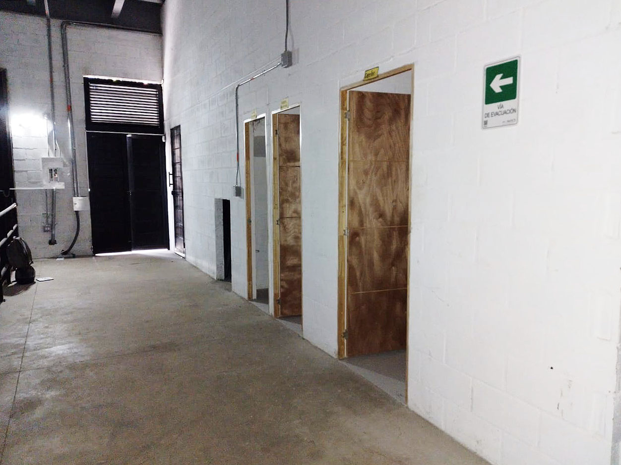 Bodega en arriendo en Bombona No.1, Medellín, 250 m² · foto 16 de 17