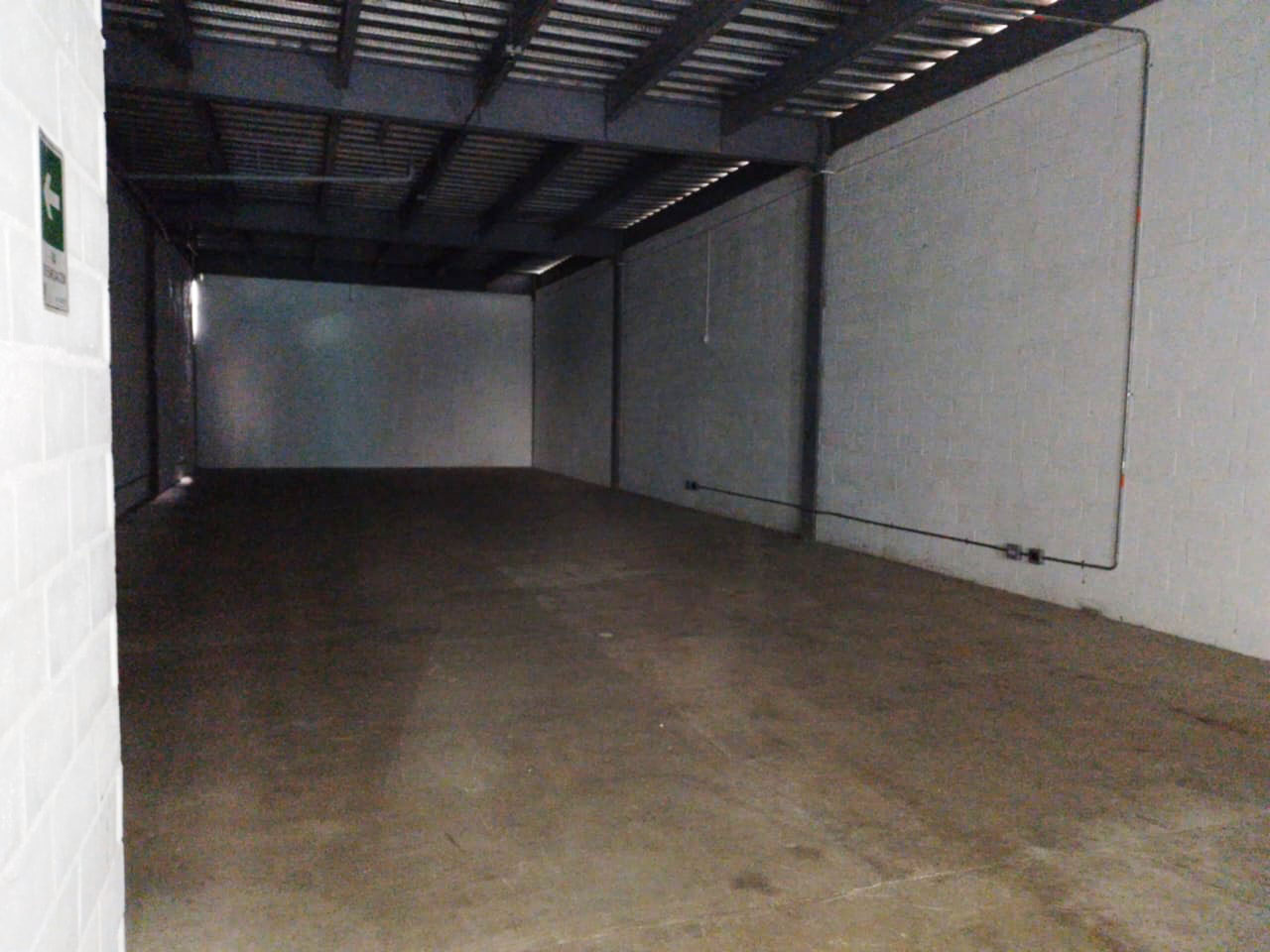 Bodega en arriendo en Bombona No.1, Medellín, 250 m² · foto 4 de 17