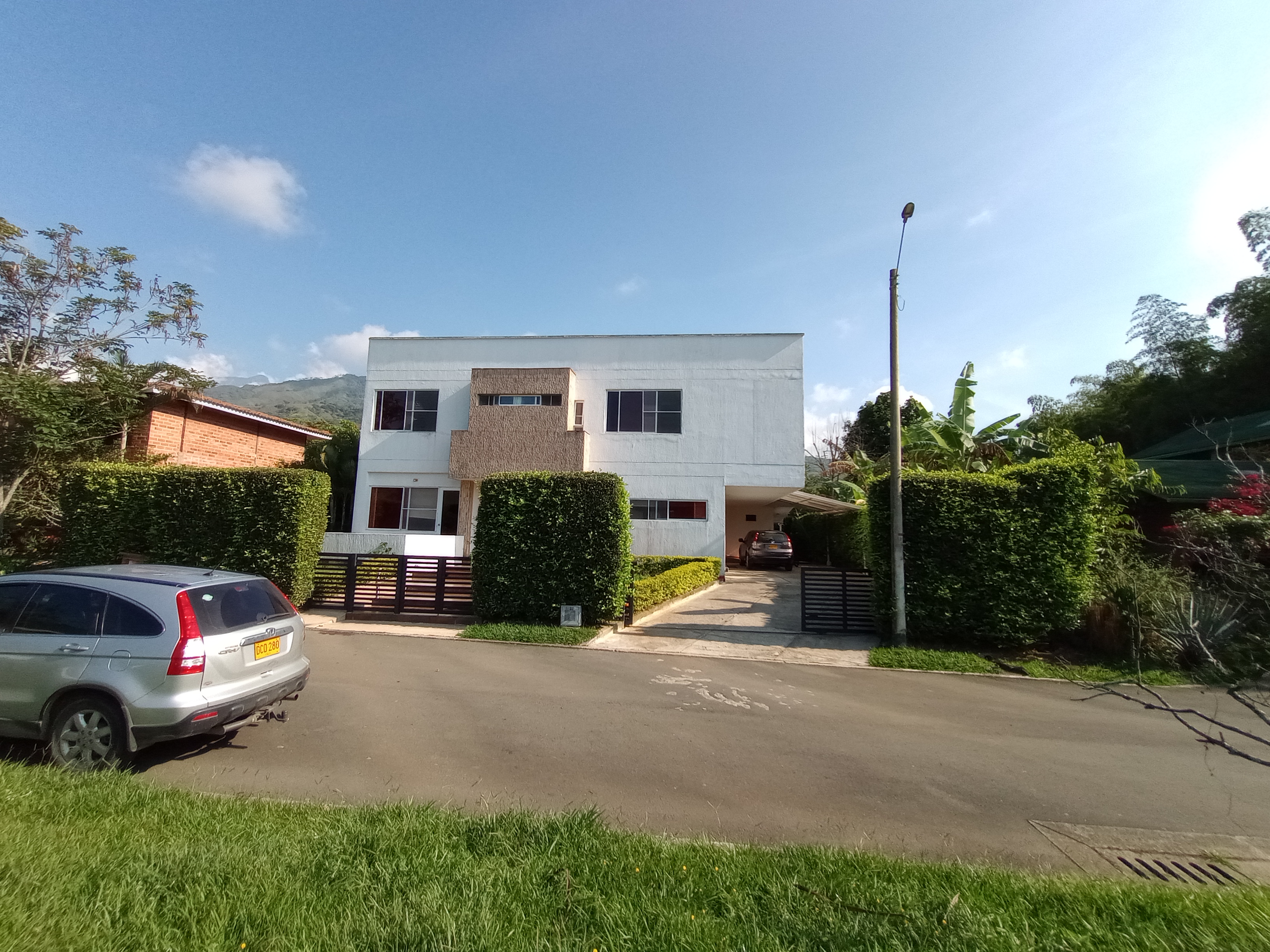Casa de 4 alcobas en venta en Cn. Portales De Verde Horizonte, Jamundí, 575 m² · foto 2 de 24
