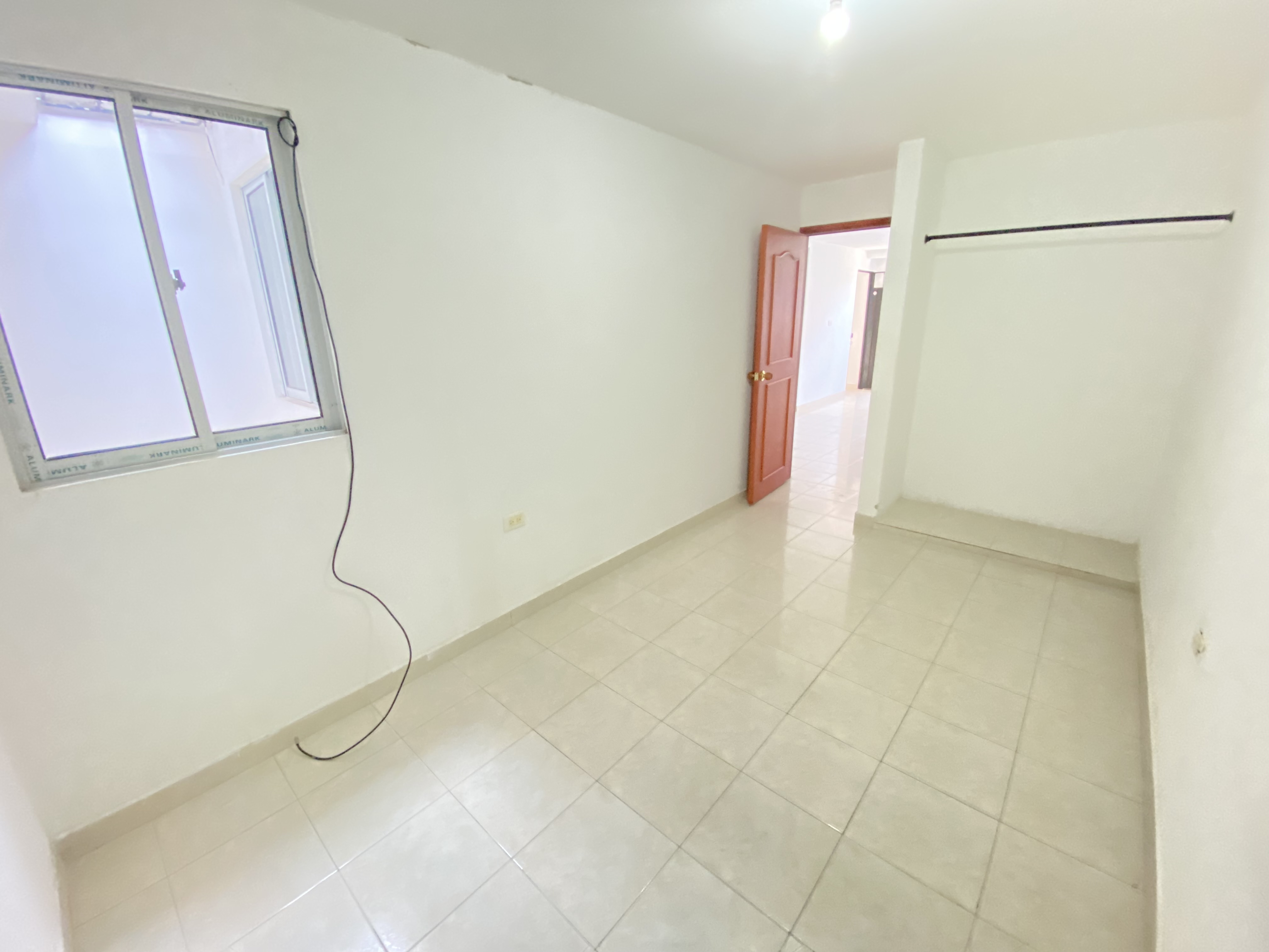 Casa de 8 alcobas en venta en Bochica Et Ii, Villavicencio, 206 m² · foto 13 de 24