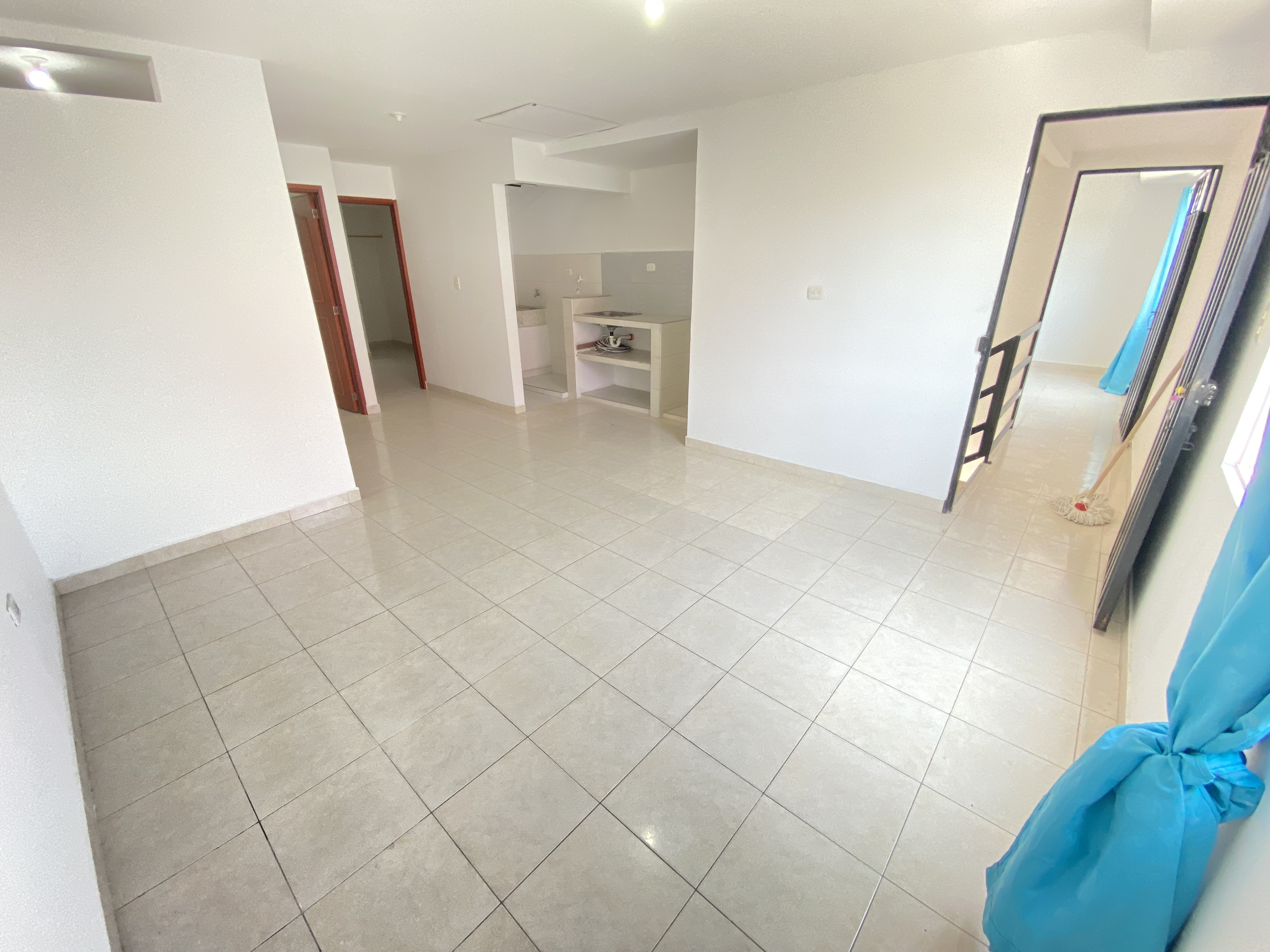 Casa de 8 alcobas en venta en Bochica Et Ii, Villavicencio, 206 m² · foto 22 de 24