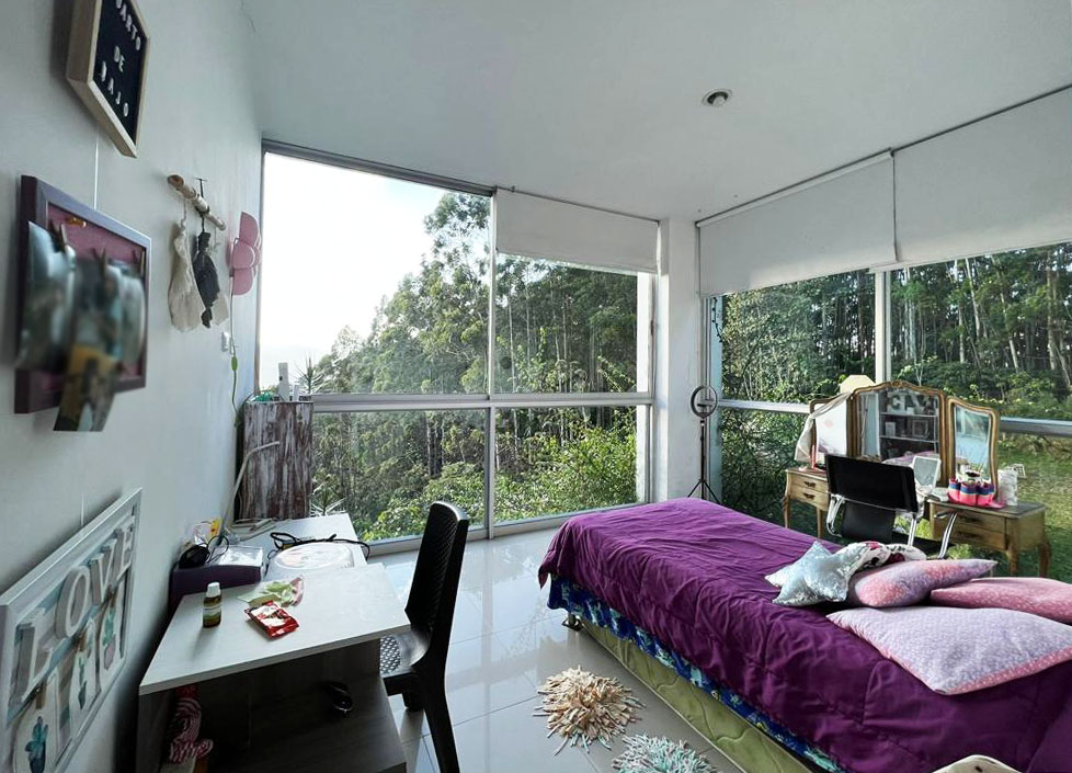 Casa de 5 alcobas en venta en Altos Del Poblado, Medellín, 520 m² · foto 8 de 11