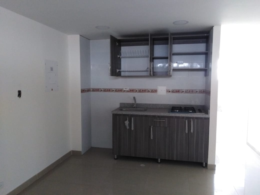Apartamento en venta en Claret, Bogotá · foto 4 de 9