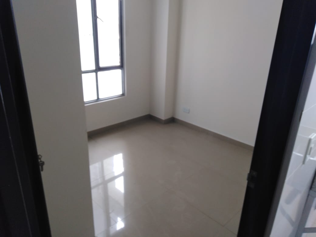 Apartamento en venta en Claret, Bogotá · foto 5 de 9