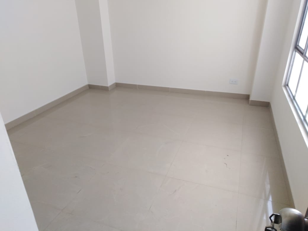 Apartamento en venta en Claret, Bogotá · foto 6 de 9
