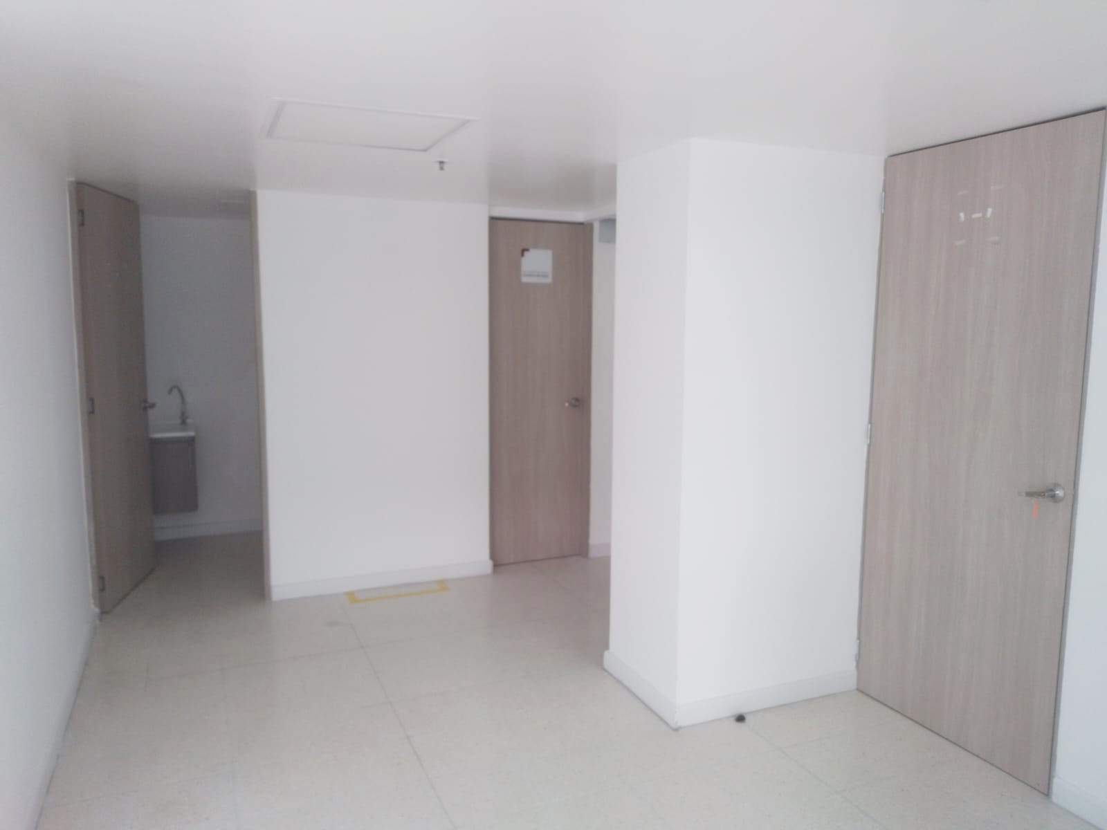 Consultorio en arriendo en San Diego, Medellín, 222 m² · foto 6 de 16