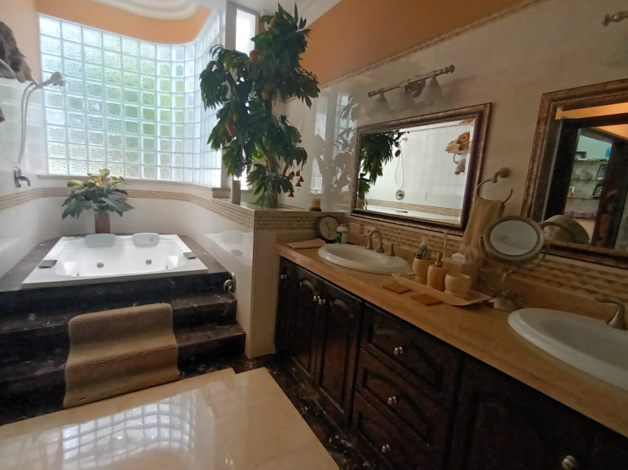 Casa de 7 alcobas en venta en Urbanizacion Rio Lili, Cali, 582 m² · foto 19 de 24