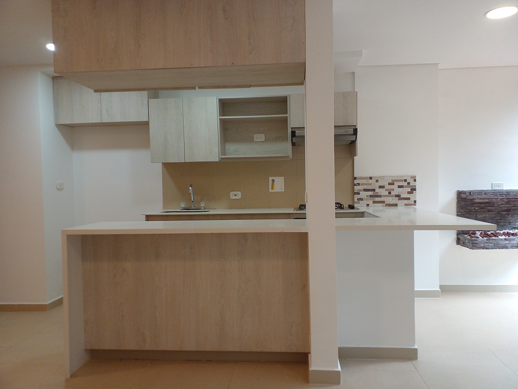 Apartamento de 2 alcobas en arriendo en El Retiro, 79 m² · foto 4 de 19