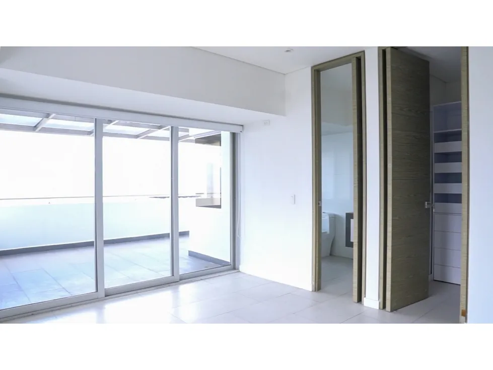 Apartamento de 7 alcobas en venta en San Lucas, Medellín, 770 m² · foto 22 de 24