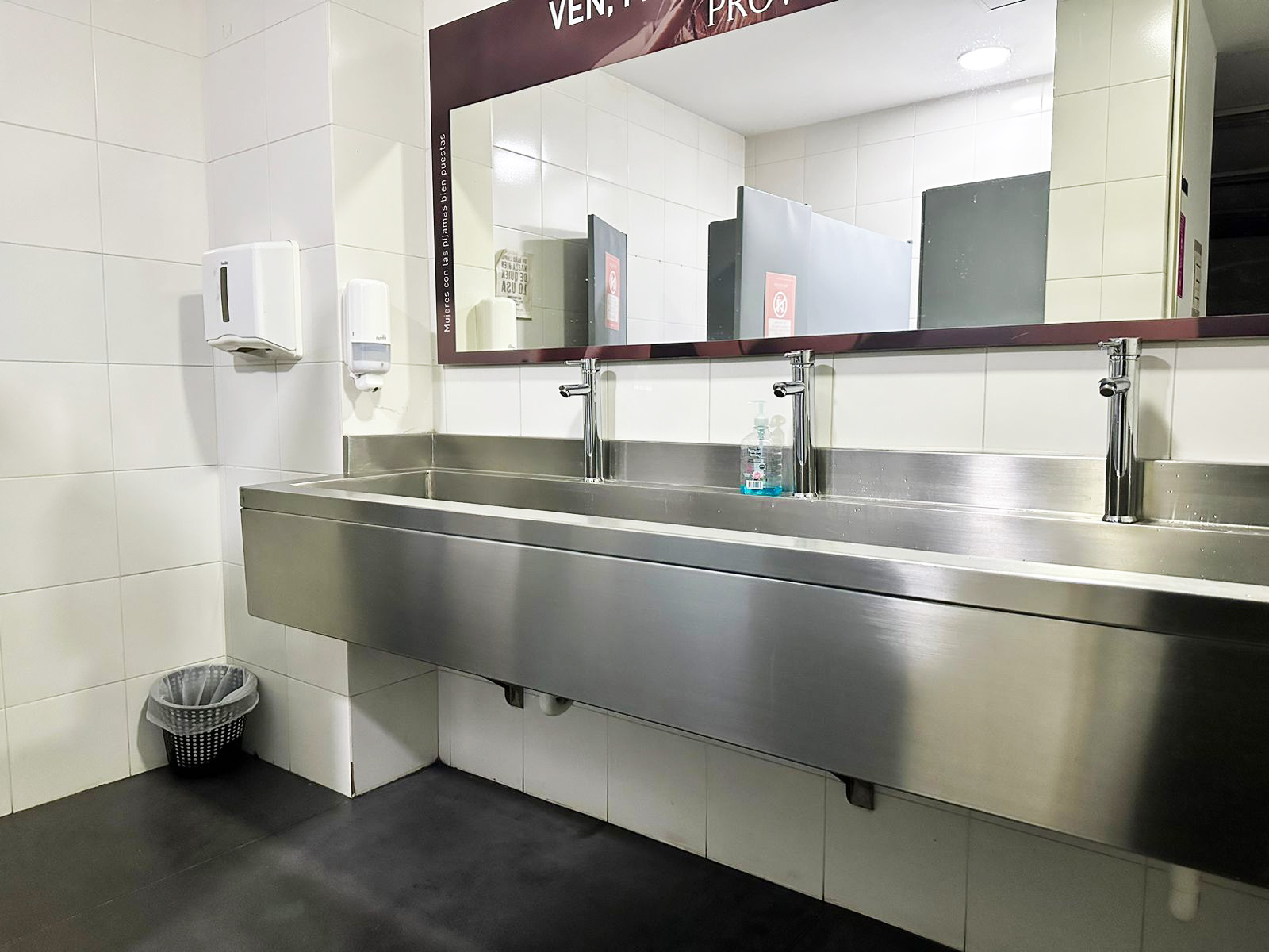 Bodega en venta en El Carmelo Ii, Sabaneta, 1013 m² · foto 4 de 16