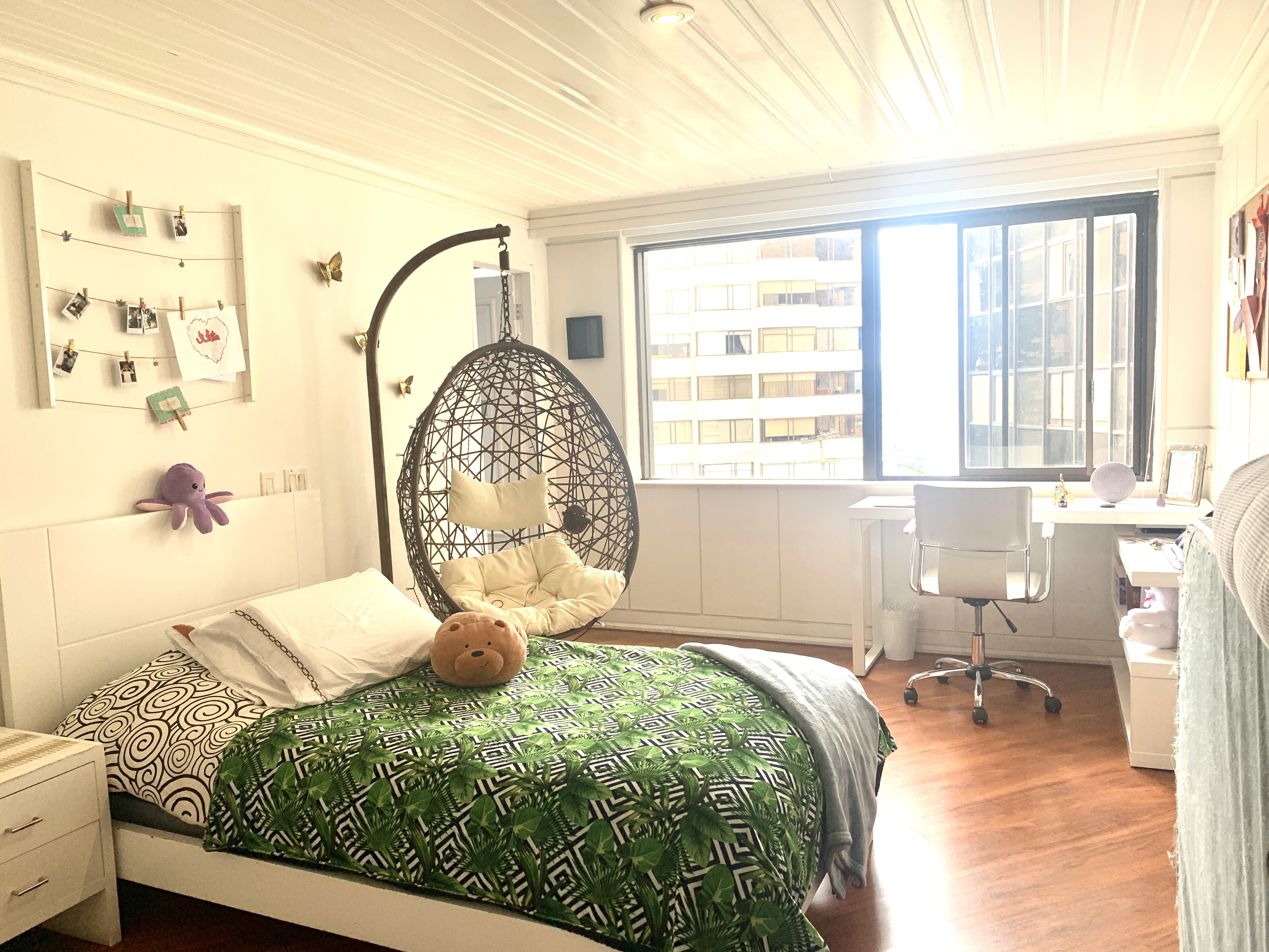 Apartamento de 3 alcobas en venta en El Refugio, Bogotá, 274 m² · foto 6 de 12