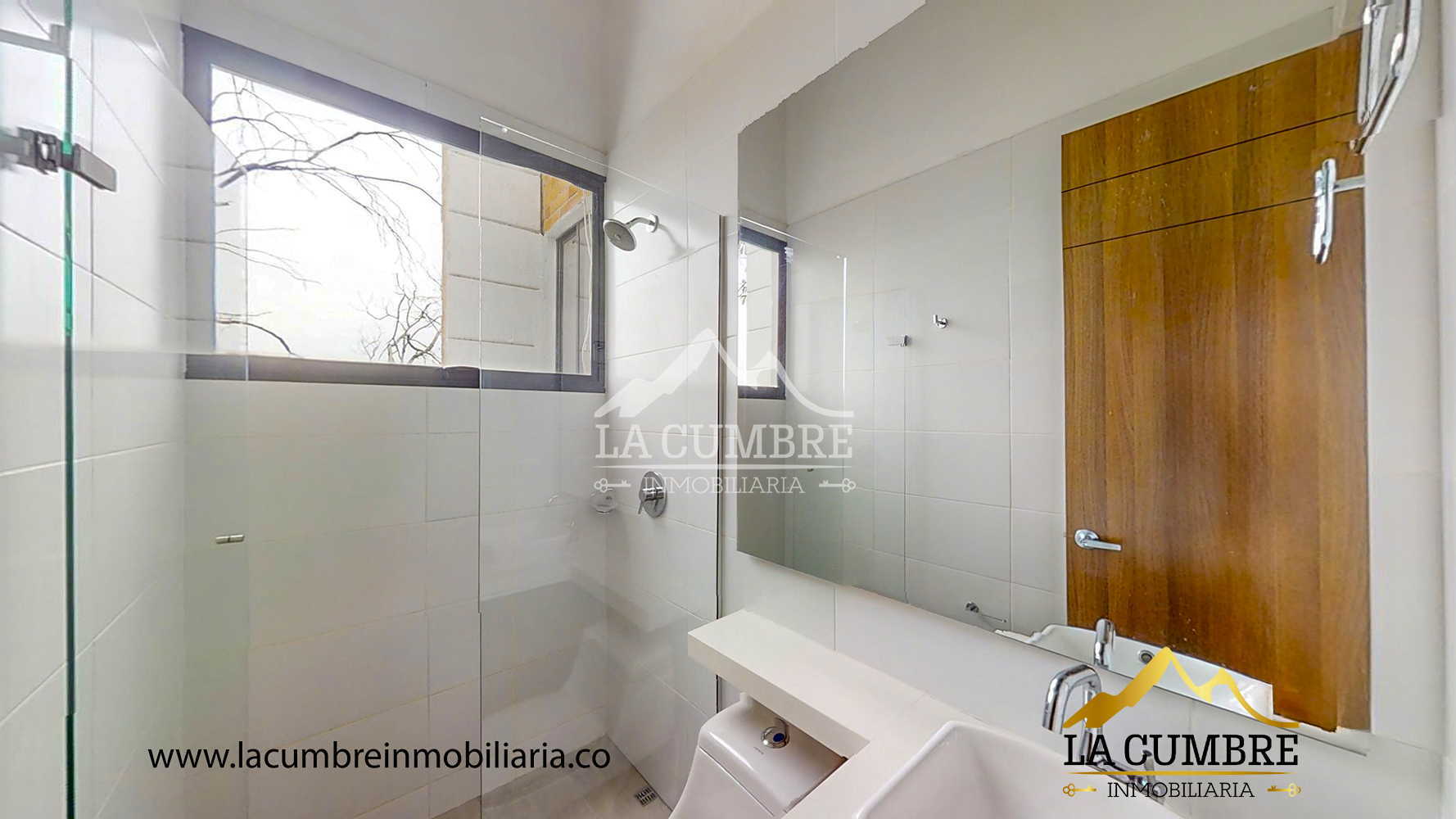 Casa de 3 alcobas en arriendo en San Lucas, Medellín, 210 m² · foto 12 de 19