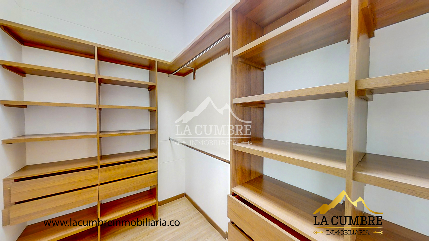 Casa de 3 alcobas en arriendo en San Lucas, Medellín, 210 m² · foto 17 de 19