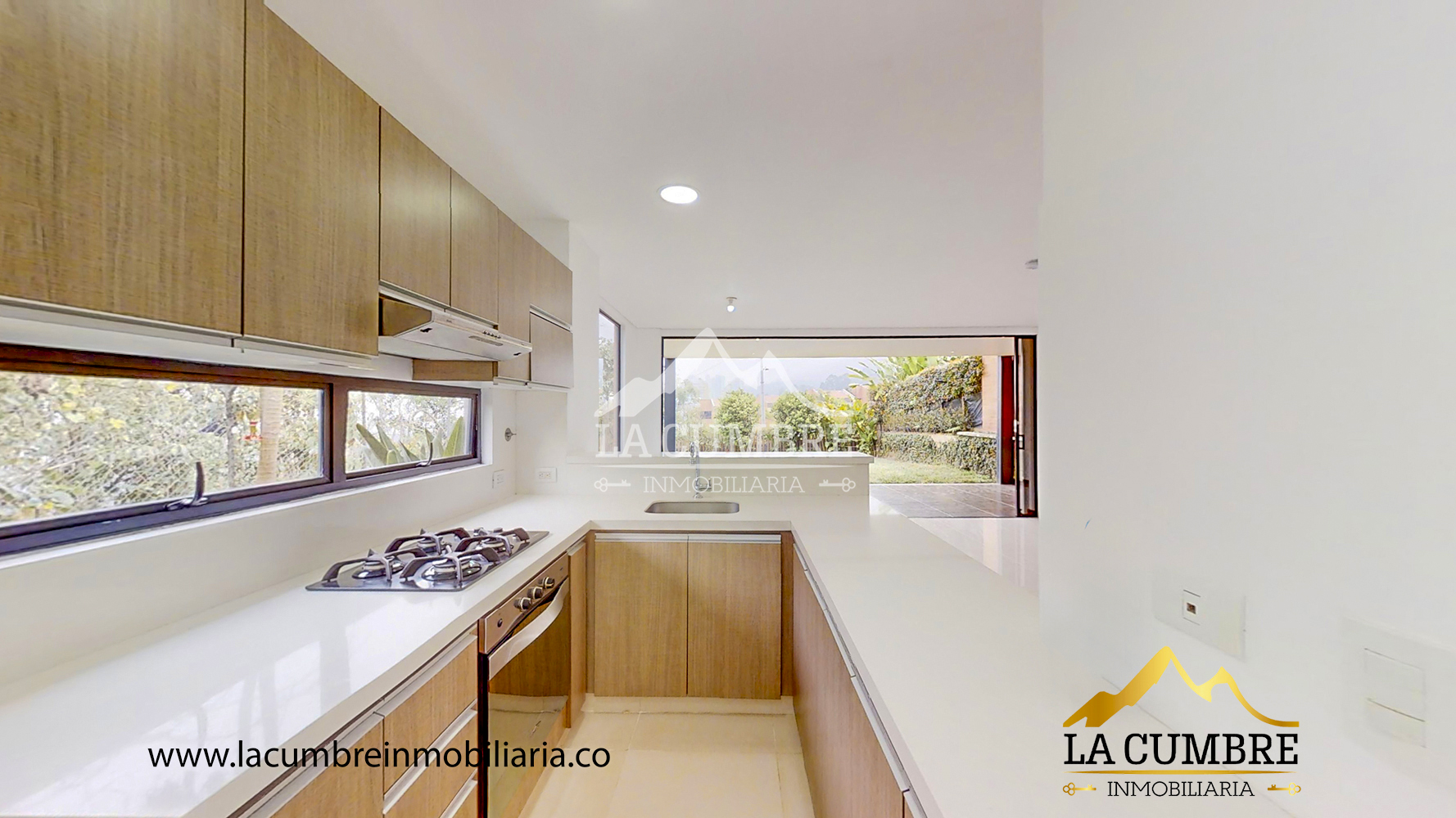 Casa de 3 alcobas en arriendo en San Lucas, Medellín, 210 m² · foto 5 de 19