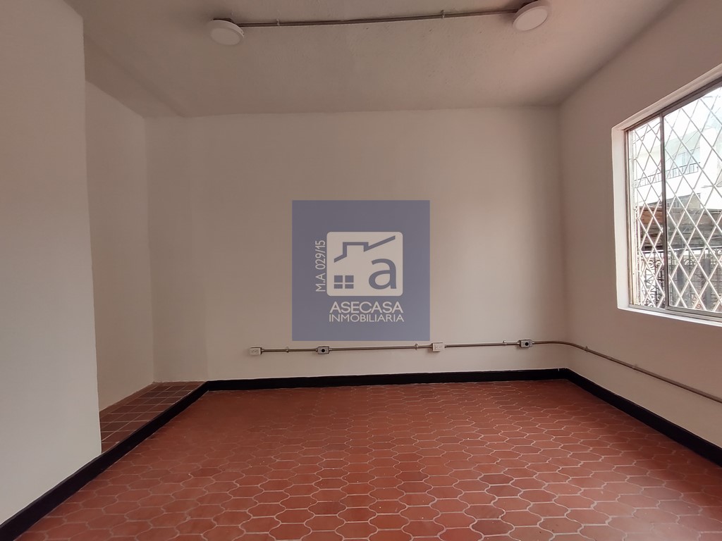 Local en arriendo en Comuneros, Bucaramanga, 30 m² · foto 3 de 10