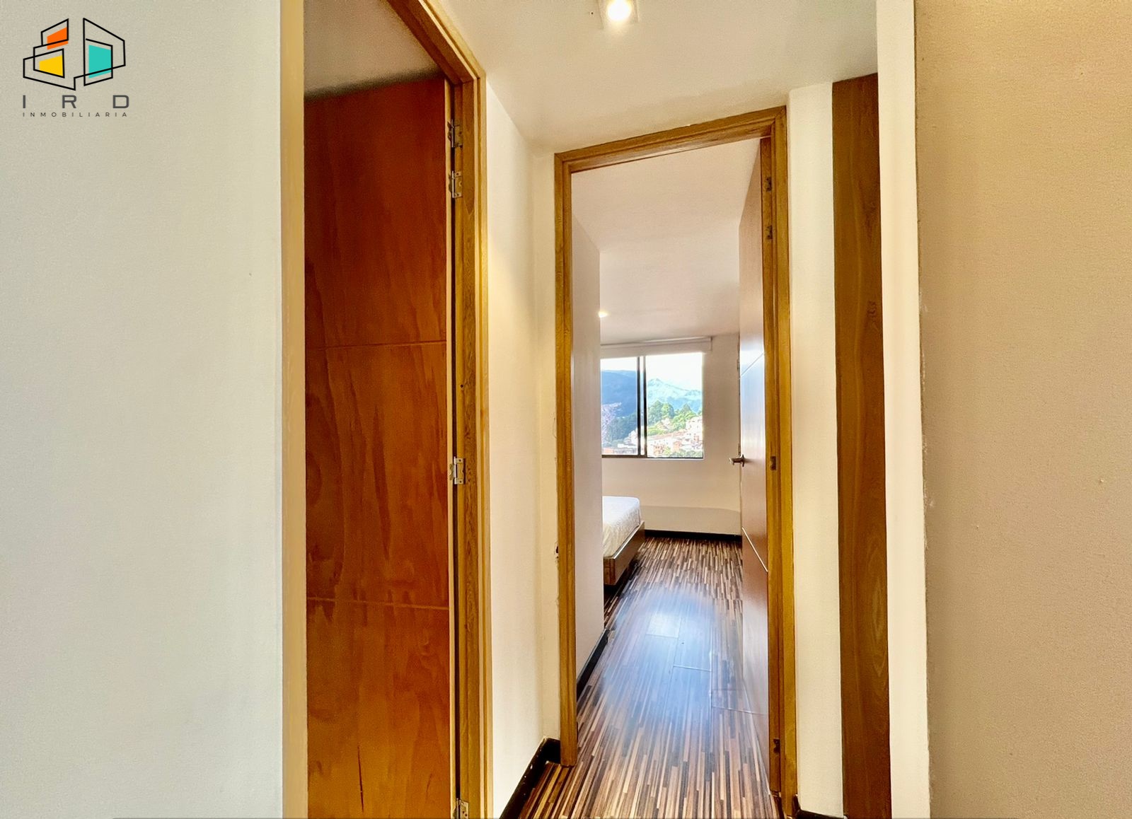 Apartamento de 2 alcobas en arriendo en Loma Del Indio, Medellín, 70 m² · foto 10 de 19