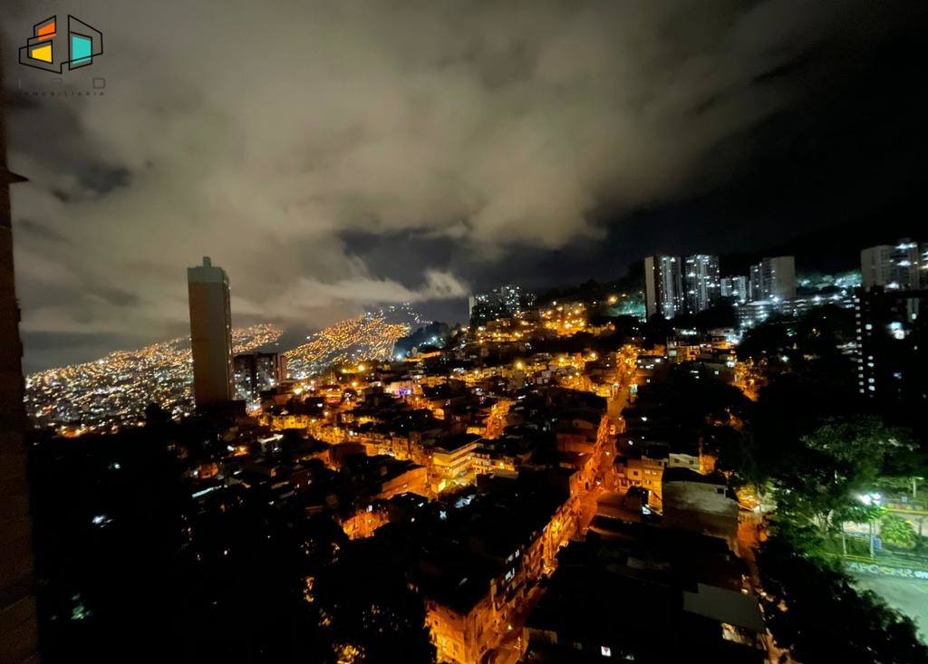 Apartamento de 2 alcobas en arriendo en Loma Del Indio, Medellín, 70 m² · foto 12 de 19