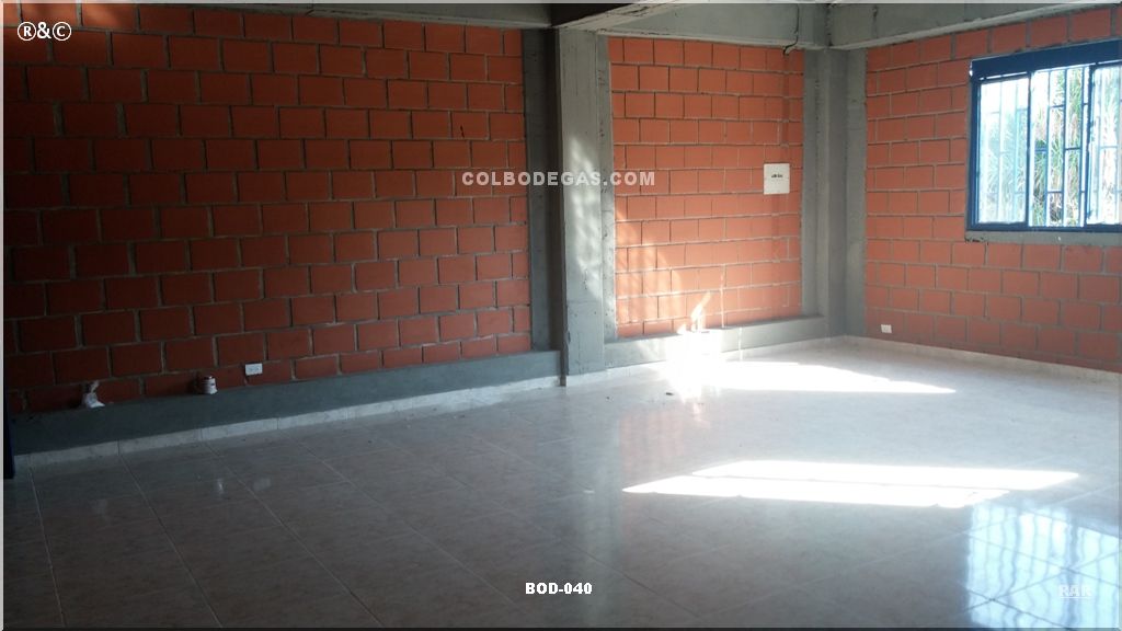 Bodega en venta en La Badea, Dosquebradas, 425 m² · foto 5 de 9