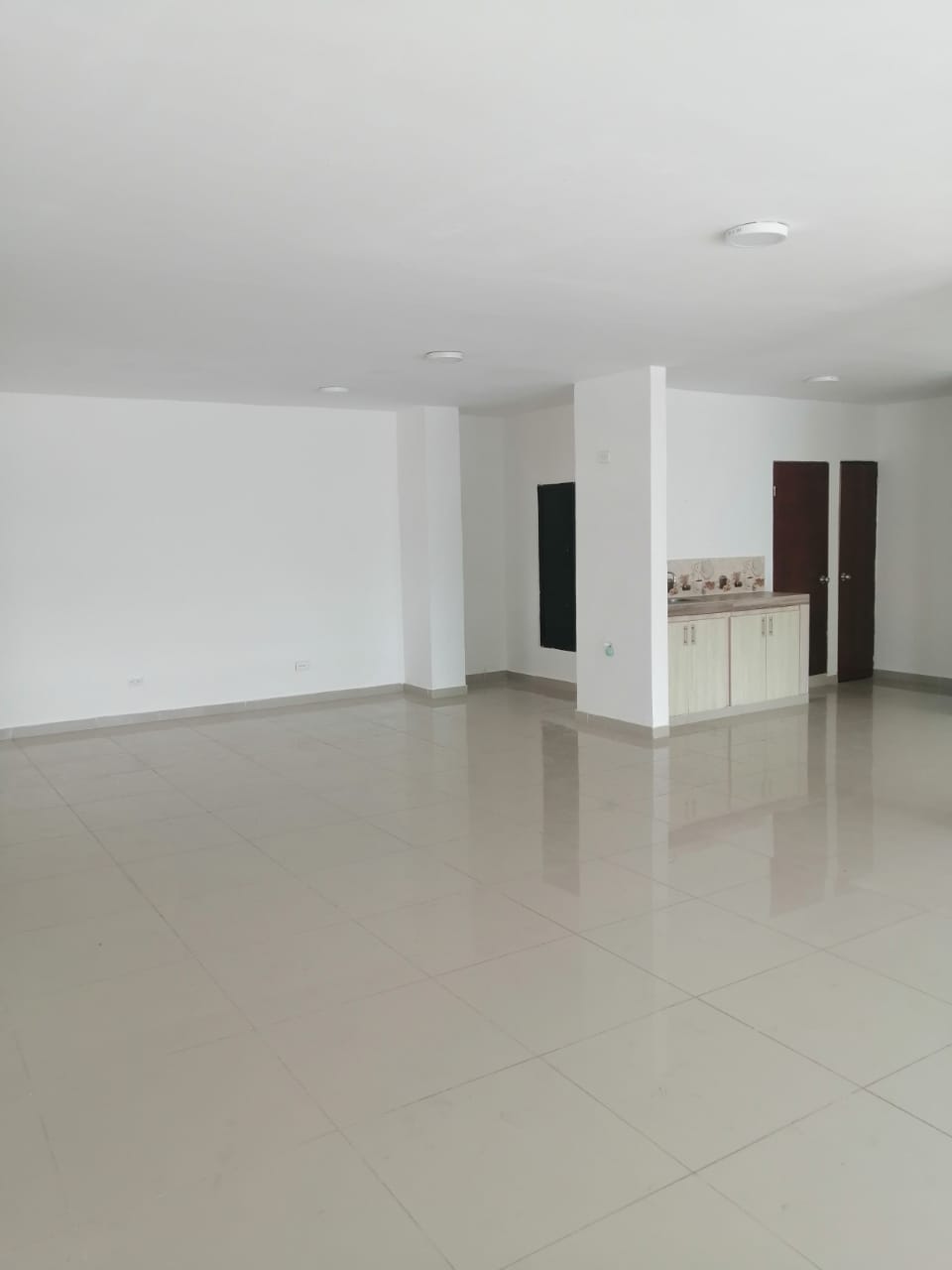 Local en arriendo en El Porvenir, Barranquilla, 100 m² · foto 3 de 9