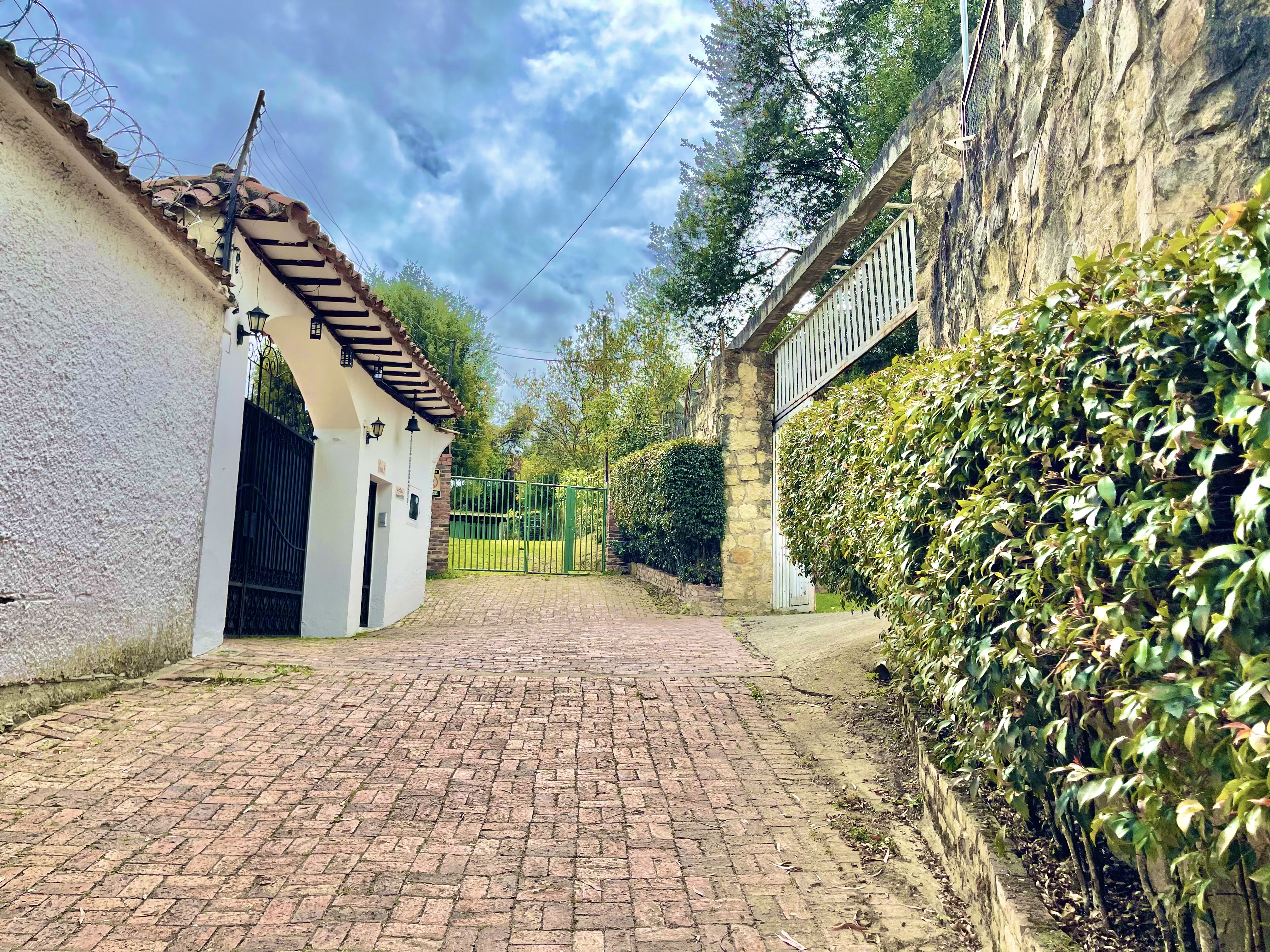 Casa de 4 alcobas en venta en Suba Salitre, Bogotá, 1500 m² · foto 20 de 24