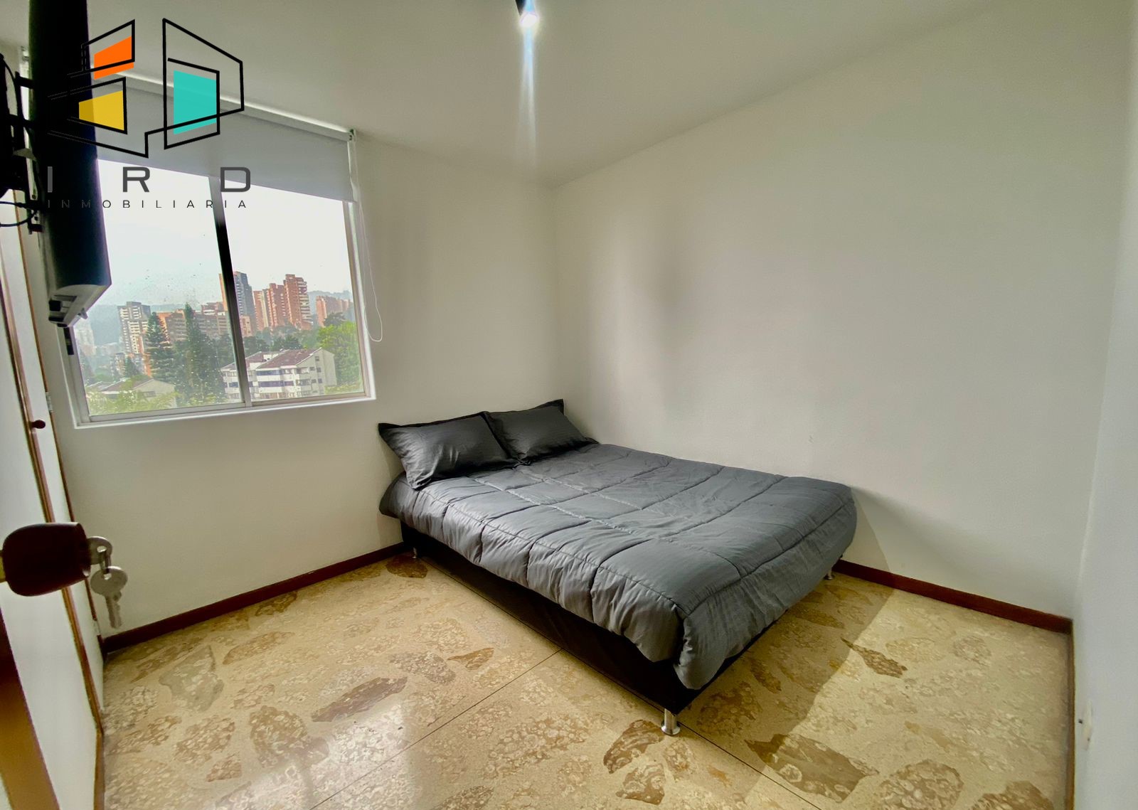 Apartamento de 2 alcobas en arriendo en El Tesoro, Medellín, 63 m² · foto 13 de 18