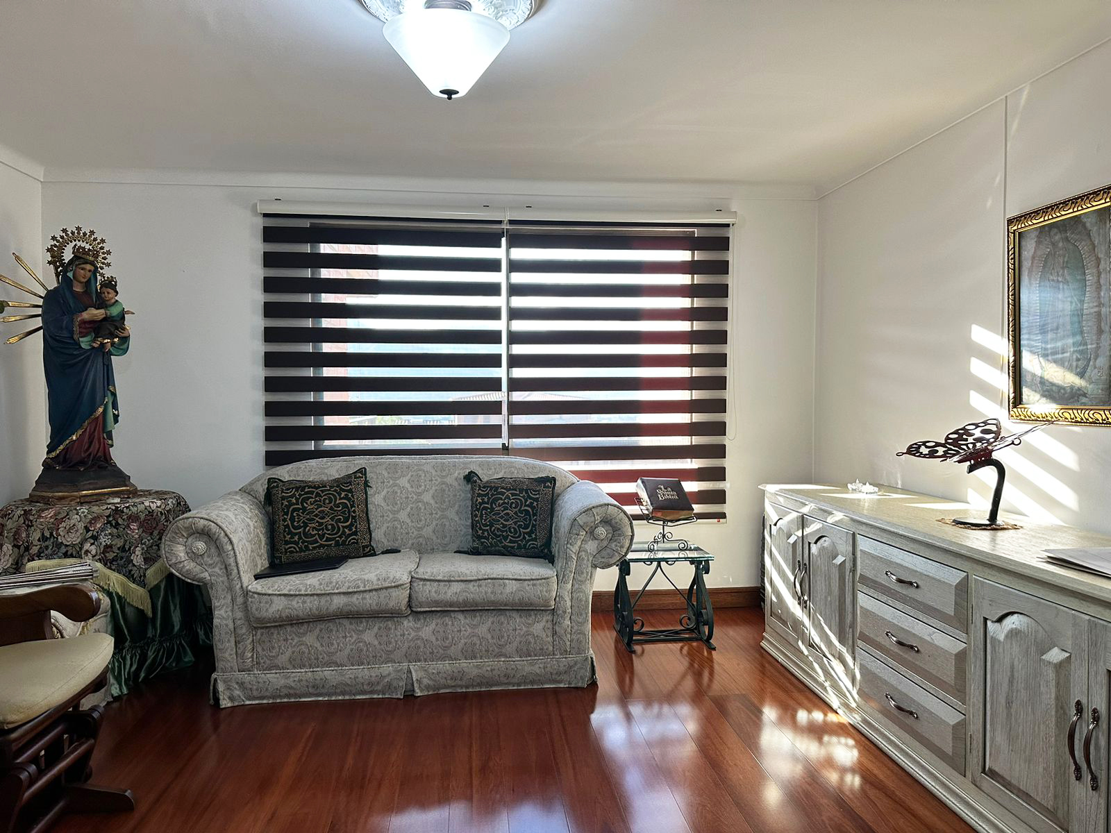 Apartamento de 3 alcobas en venta en Castropol, Medellín, 226 m² · foto 3 de 17